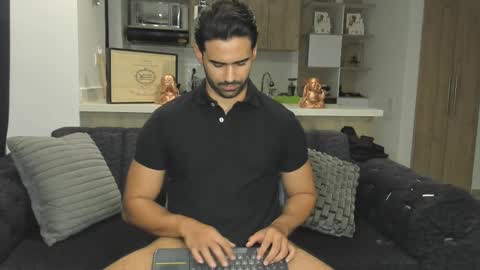 bradleymartin7 online show from February 2025 01:29:02 AM