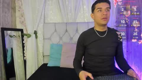 BradLovEmma  online show from October 2025 11:11:01 AM