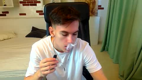 Snapshot of bradyflint chatting on October 2025 05:53:02 AM BradyFlint online show from October 2025 05:53:02 AM