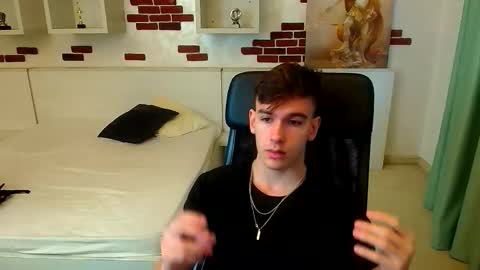 Snapshot of bradyflint chatting on November 2025 08:39:02 AM BradyFlint online show from November 2025 08:39:02 AM