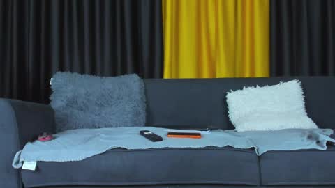 Brail online show from April 2026 08:01:02 PM