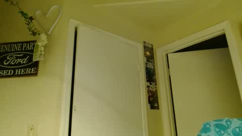 i am a naughty jedi knight online show from March 2026 07:03:02 AM