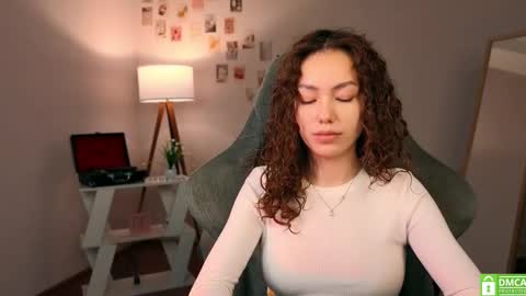 Lilly online show from November 2025 06:12:01 AM