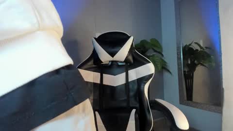 Brand  online show from February 2026 11:35:02 AM