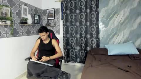 brandom_brook online show from June 2026 04:48:02 AM