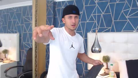 BrandonCole online show from February 2025 03:32:01 PM