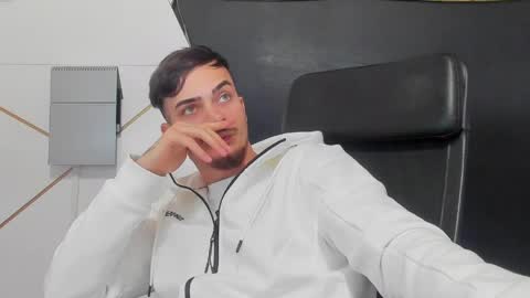 BrandonTateX online show from April 2026 08:04:01 AM