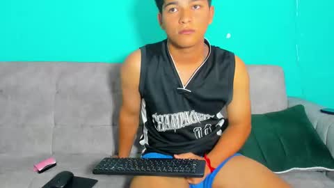 Snapshot of brandonwesly chatting on February 2026 03:24:01 PM BRANDON online show from February 2026 03:24:01 PM