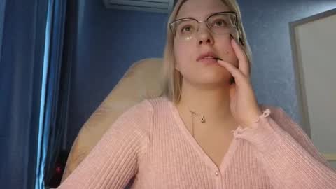 Belle  online show from October 2025 06:56:02 AM