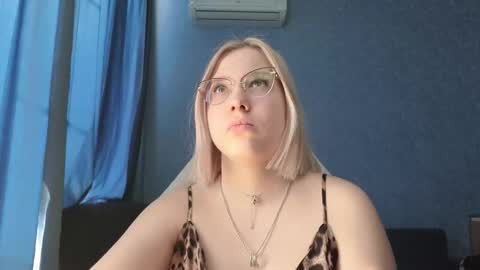 Belle  online show from March 2026 03:43:02 AM