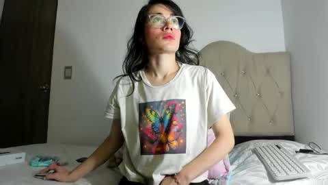 Snapshot of brandy_h69 chatting on December 2025 03:01:02 AM brandy online show from December 2025 03:01:02 AM