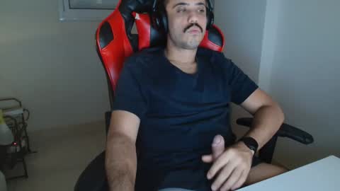 Snapshot of brasilianonca chatting on May 2026 02:17:01 AM brasilianonca online show from May 2026 02:17:01 AM