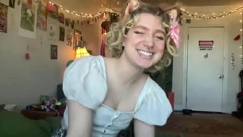 Sarah Rose online show from March 2025 05:47:01 PM