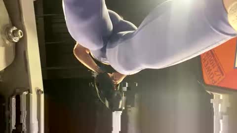 Bratty Fit Girl online show from November 2025 07:37:02 PM