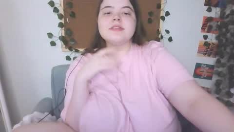 Snapshot of brattyprincess_emma chatting on October 2025 06:39:02 PM Emma online show from October 2025 06:39:02 PM