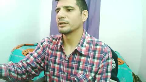 Snapshot of braulio_master chatting on November 2025 01:27:02 AM Braulio online show from November 2025 01:27:02 AM