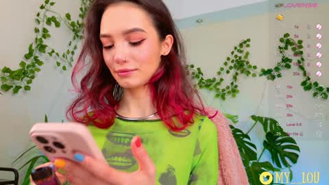 Ashley Dolce and Lou online show from January 2025 03:28:02 PM