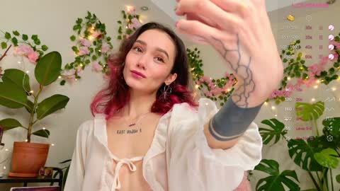 Ashley Dolce and Lou online show from January 2025 03:47:01 PM