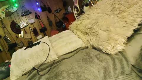 breezywinds963 online show from October 2025 01:42:02 PM