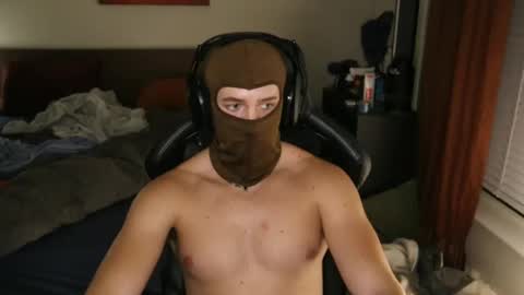 Snapshot of brentonverde chatting on November 2025 10:40:01 PM brentonverde online show from November 2025 10:40:01 PM