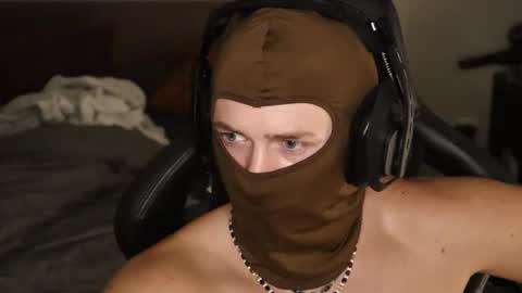 Snapshot of brentonverde chatting on November 2025 11:15:01 PM brentonverde online show from November 2025 11:15:01 PM