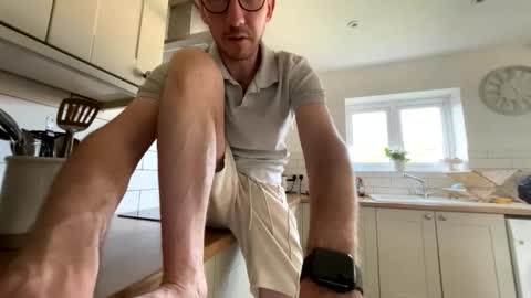 brettbigdee online show from May 2026 07:56:02 AM