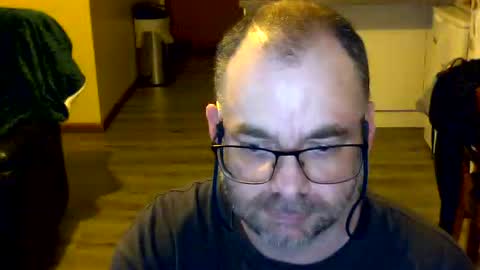 Snapshot of bretth44 chatting on June 2026 06:27:02 AM bretth44 online show from June 2026 06:27:02 AM