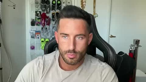 Brett Mycles online show from June 2026 01:35:02 PM