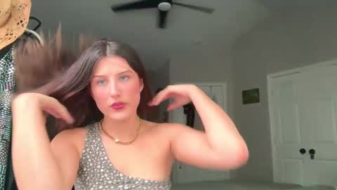 Snapshot of briadominick chatting on September 2025 07:50:02 PM Brianna3 online show from September 2025 07:50:02 PM