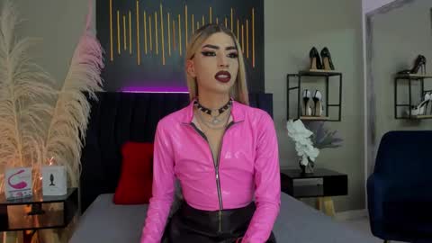 briana_white online show from February 2025 08:13:02 PM