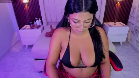 BRIANA online show from March 2026 03:40:01 AM