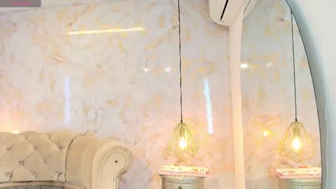 Brianna  online show from September 2025 01:57:02 PM