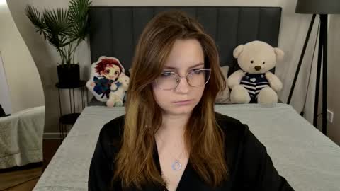 Snapshot of briarwynn chatting on October 2025 06:19:02 PM briarwynn online show from October 2025 06:19:02 PM