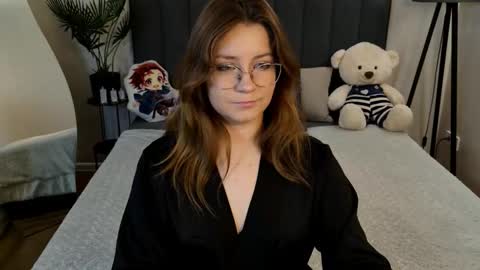 Snapshot of briarwynn chatting on November 2025 08:10:01 PM briarwynn online show from November 2025 08:10:01 PM