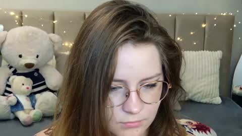 Snapshot of briarwynn chatting on May 2026 05:52:01 PM briarwynn online show from May 2026 05:52:01 PM