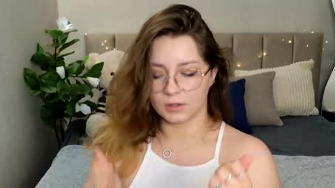 Snapshot of briarwynn chatting on June 2026 06:22:02 PM briarwynn online show from June 2026 06:22:02 PM