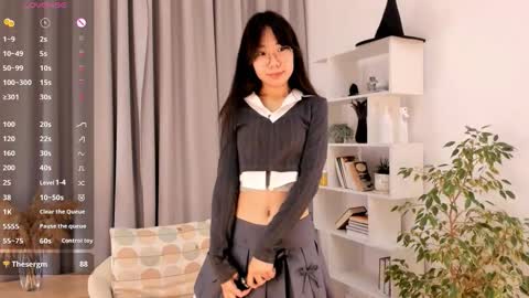 Snapshot of bridgetbottrell chatting on October 2025 01:09:02 AM Hanna online show from October 2025 01:09:02 AM