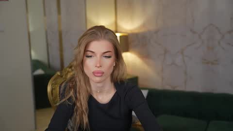 Snapshot of bright_diamonds_054 chatting on November 2025 08:58:01 AM Diamonds Girls online show from November 2025 08:58:01 AM