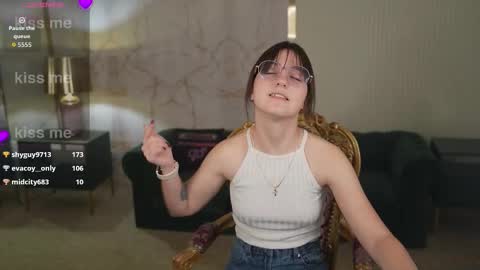 Diamonds Girls online show from March 2026 08:46:01 PM