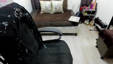 BRIGITTE online show from March 2025 05:16:02 PM