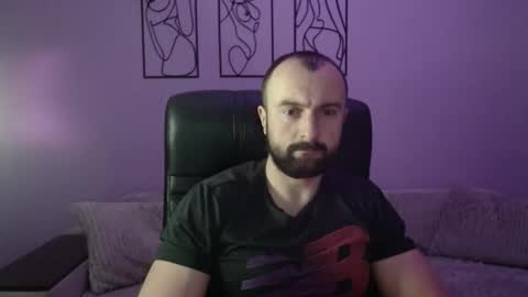 brindlefly69 online show from December 2025 02:02:02 PM