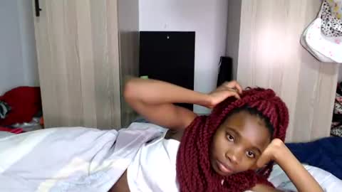 Snapshot of brinley_ chatting on August 2026 06:01:02 AM Brinley online show from August 2026 06:01:02 AM