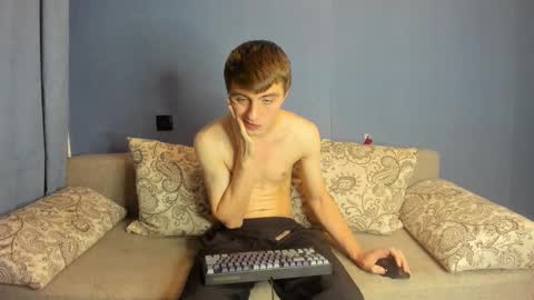 bristlebback online show from November 2025 08:43:01 PM