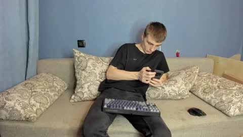 bristlebback online show from April 2026 04:05:02 PM