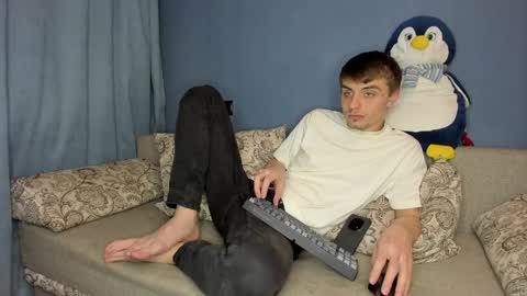 bristlebback online show from May 2026 04:01:02 PM