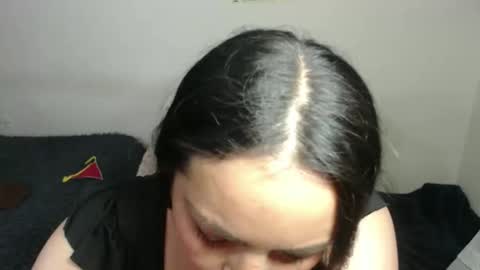 scarleth    follow mee 3 kis online show from October 2025 02:42:01 AM