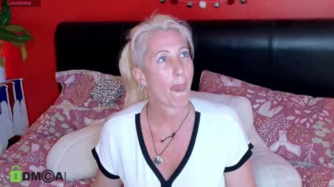 Snapshot of britishladya chatting on April 2026 09:54:01 PM Lady Annabelle Montgomery online show from April 2026 09:54:01 PM