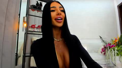 britney_charm online show from April 2026 07:34:01 AM