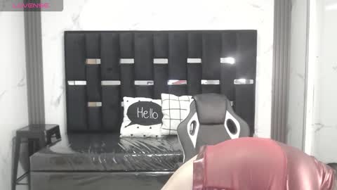 Snapshot of britney_sub chatting on November 2025 02:58:01 AM Britney online show from November 2025 02:58:01 AM