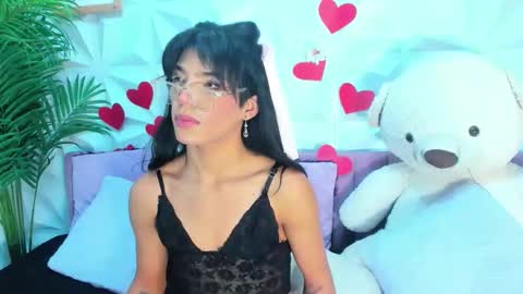 Snapshot of briyit_doll chatting on September 2025 06:04:02 AM BRIYIT online show from September 2025 06:04:02 AM